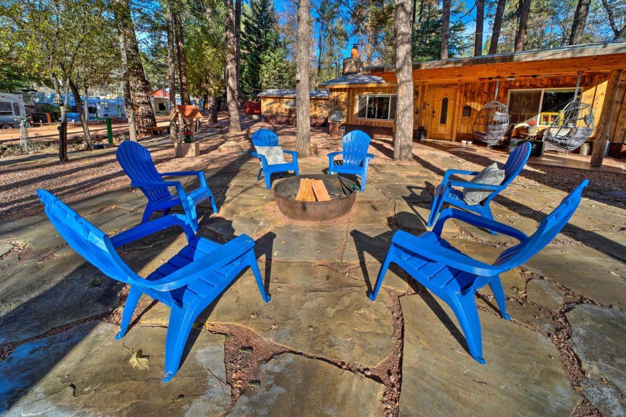 Cozy Cabin Retreat With Patio And Fenced Yard 佩森 外观 照片
